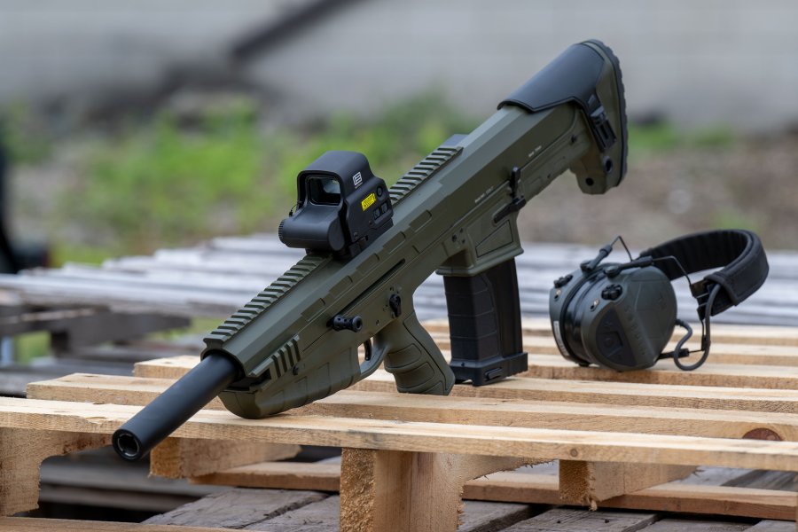 BONUS WITH PURCHASE Charles Daly N4SG3 SHOTGUN c.12GA, 18.6